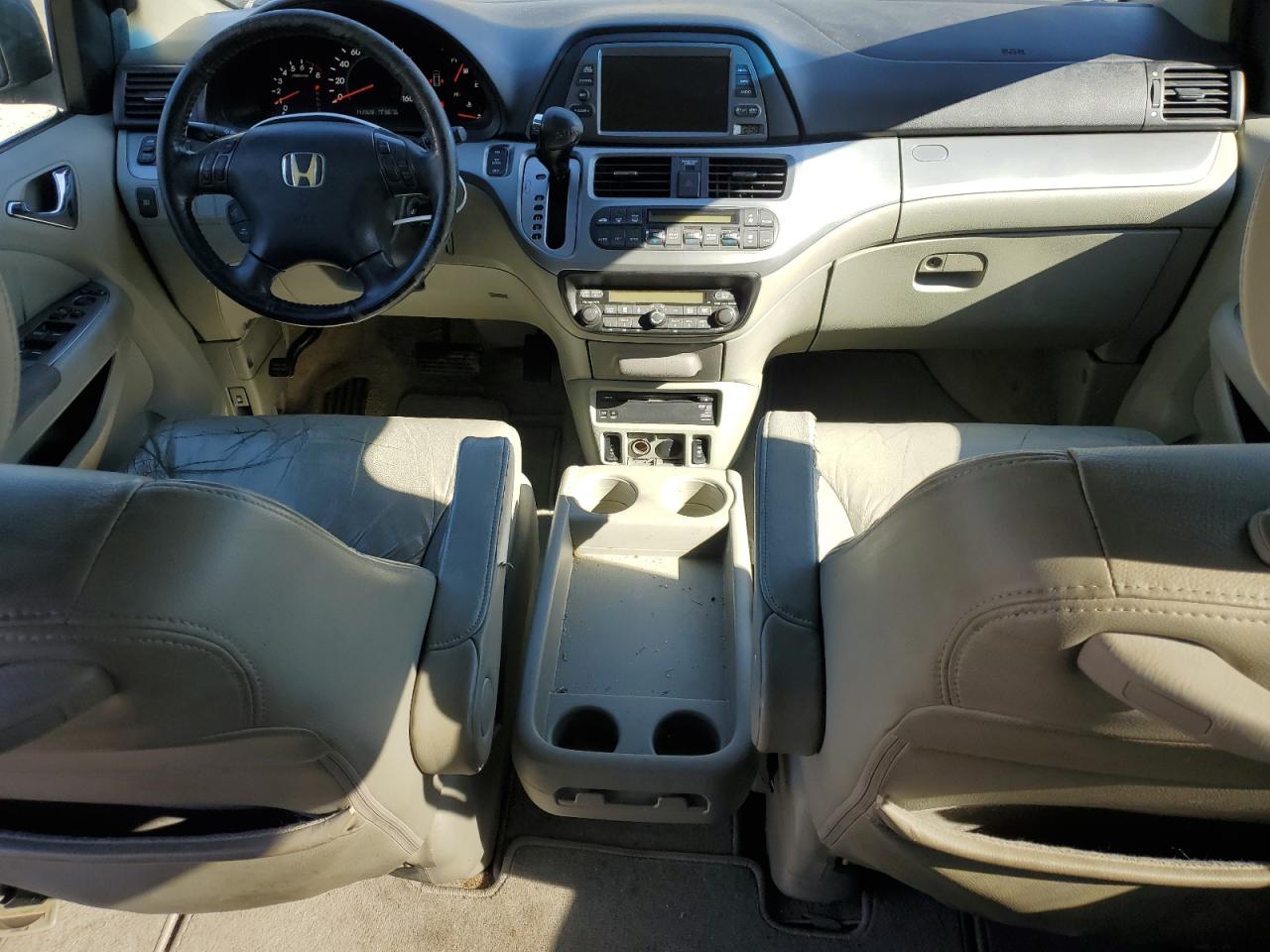 2008 Honda Odyssey VIN 5FNRL38788B093574 Copart auction photo, rear end / undercarriage damage thumbnail 8