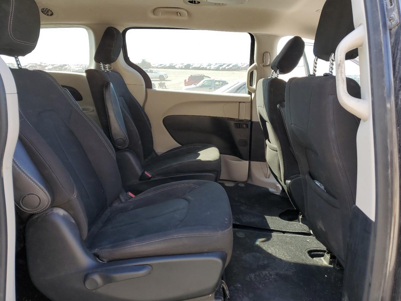 2021 Chrysler Voyager VIN 2C4RC1CG0MR553112 Copart auction photo, water/flood damage thumbnail 11