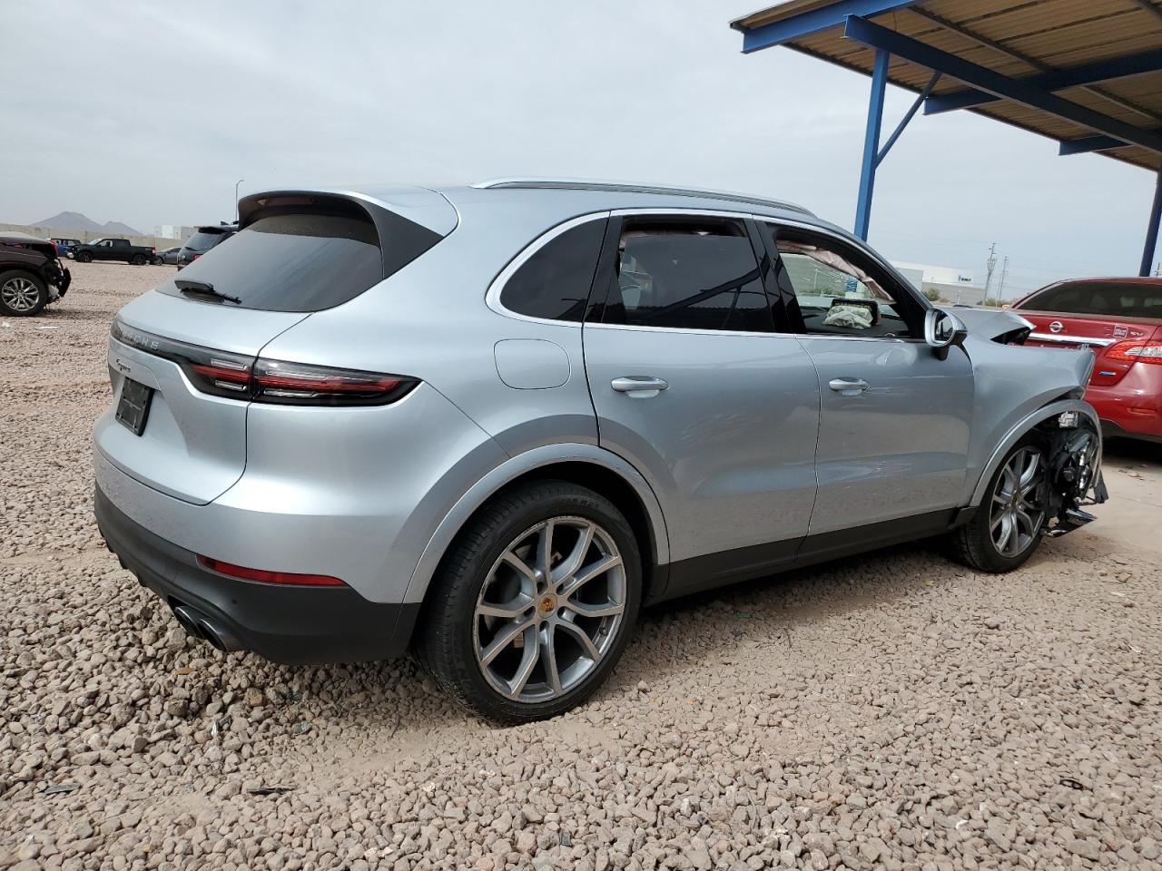 2019 Porsche Cayenne VIN WP1AA2AY1KDA10239 Copart auction photo, front end / side damage thumbnail 3