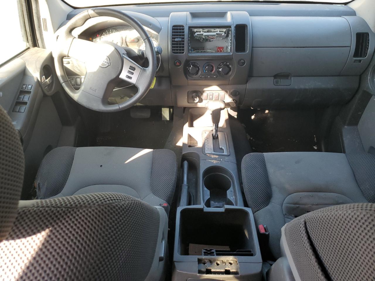 2006 Nissan XTerra VIN 5N1AN08U46C550432 Copart auction photo, side / front end damage thumbnail 8
