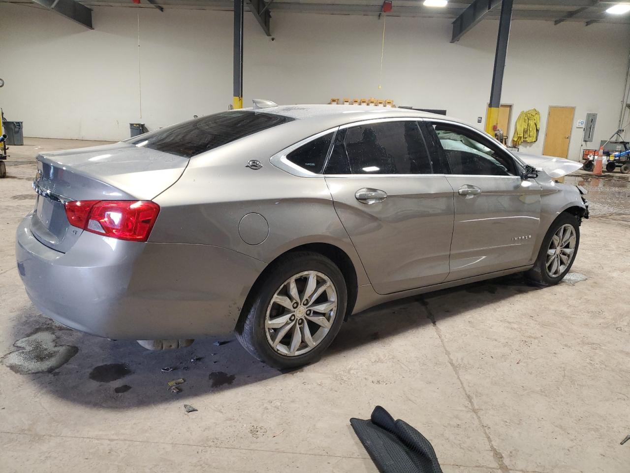 2018 Chevrolet Impala VIN 1G1105S39JU110072 Copart auction photo, front end damage thumbnail 3