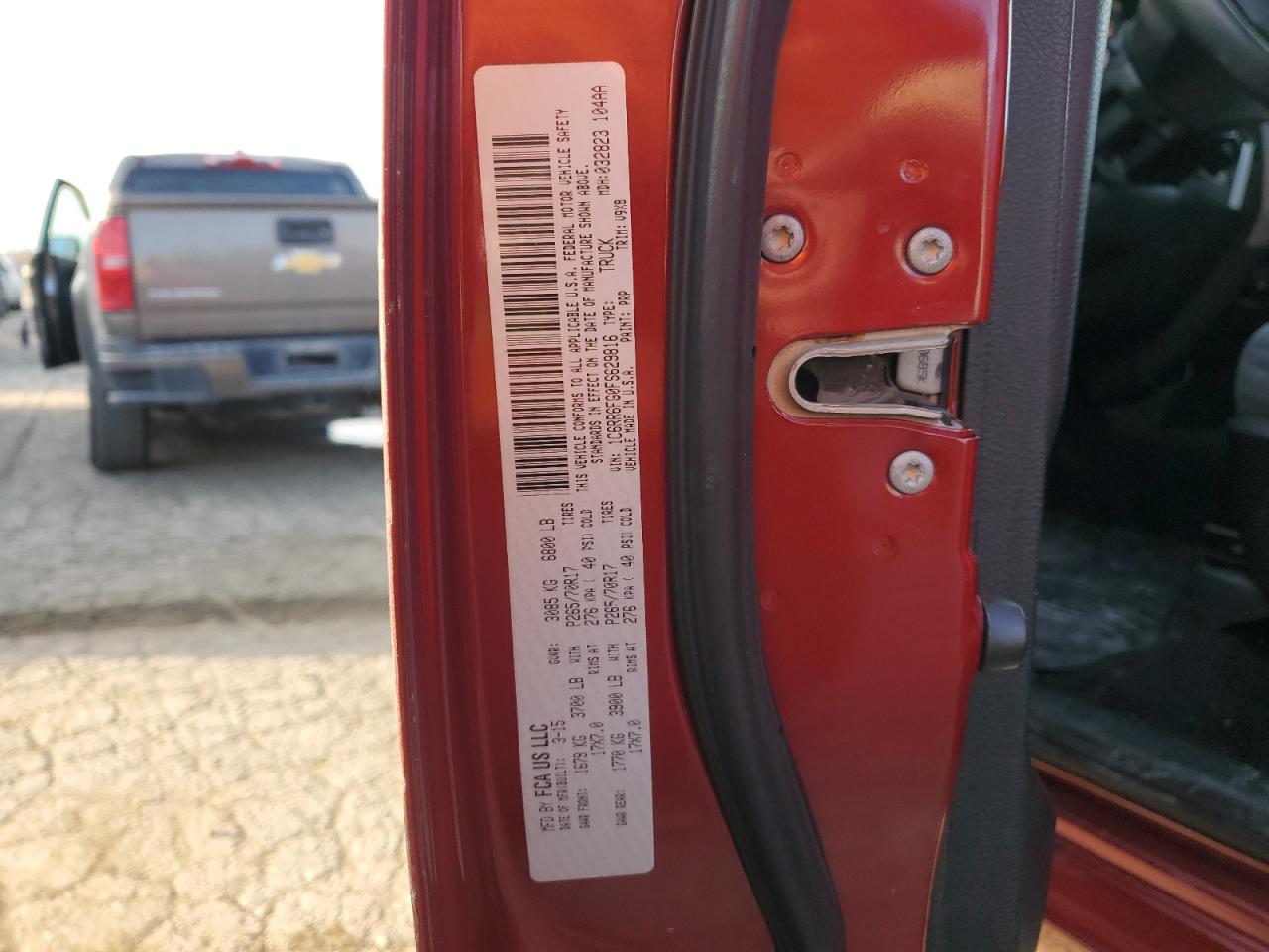 2015 RAM 1500 VIN 1C6RR6FG0FS629816 Copart auction photo, front end damage thumbnail 15