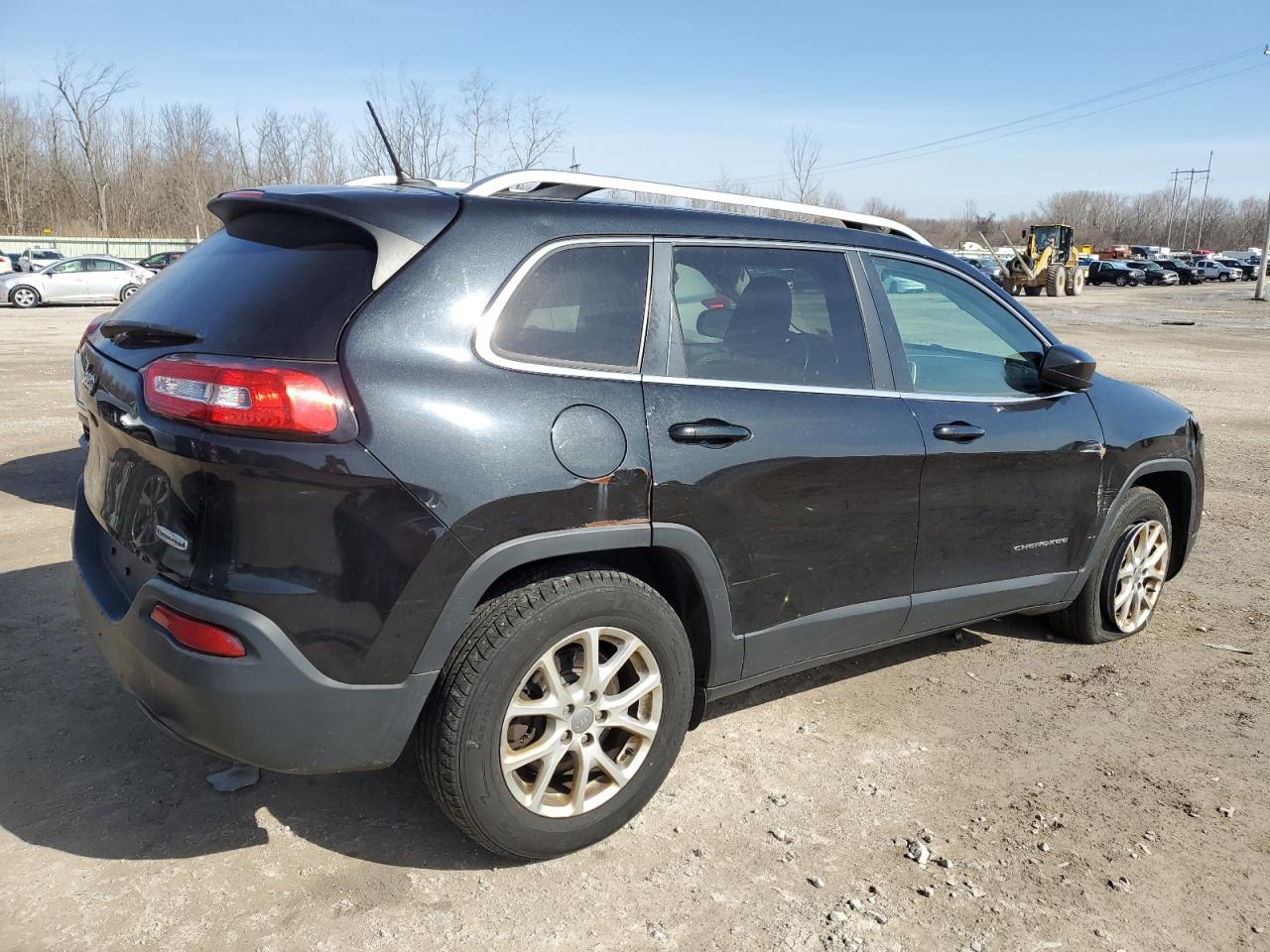 2015 Jeep Grand Cherokee VIN 1C4PJMCB0FW745370 Copart auction photo, normal wear / all over damage thumbnail 3
