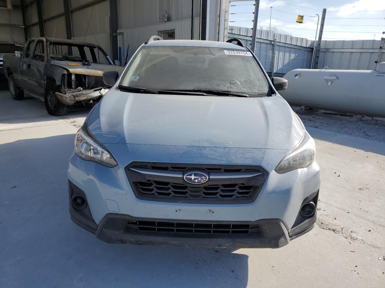 2018 Subaru XV VIN JF2GTAACXJH245526 Copart auction photo, vandalism / hail damage thumbnail 5