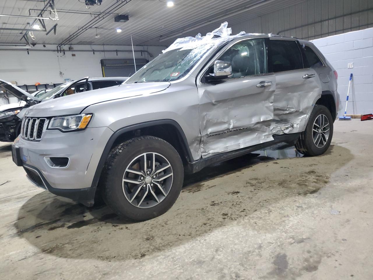 2018 Jeep Grand Cherokee VIN 1C4RJFBG9JC442406