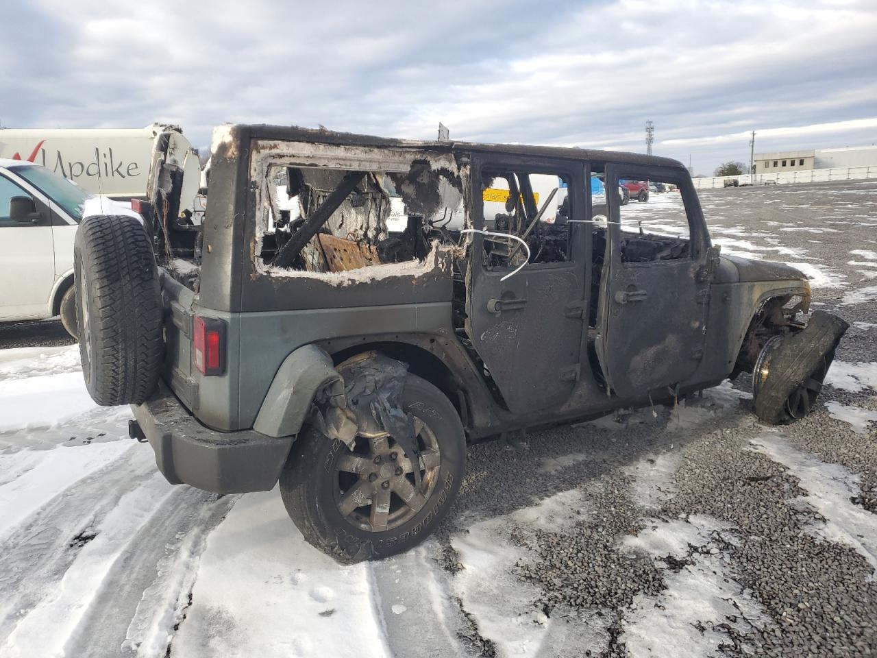 2015 Jeep Wrangler VIN 1C4BJWEGXFL714921 Copart auction photo, burn damage thumbnail 3