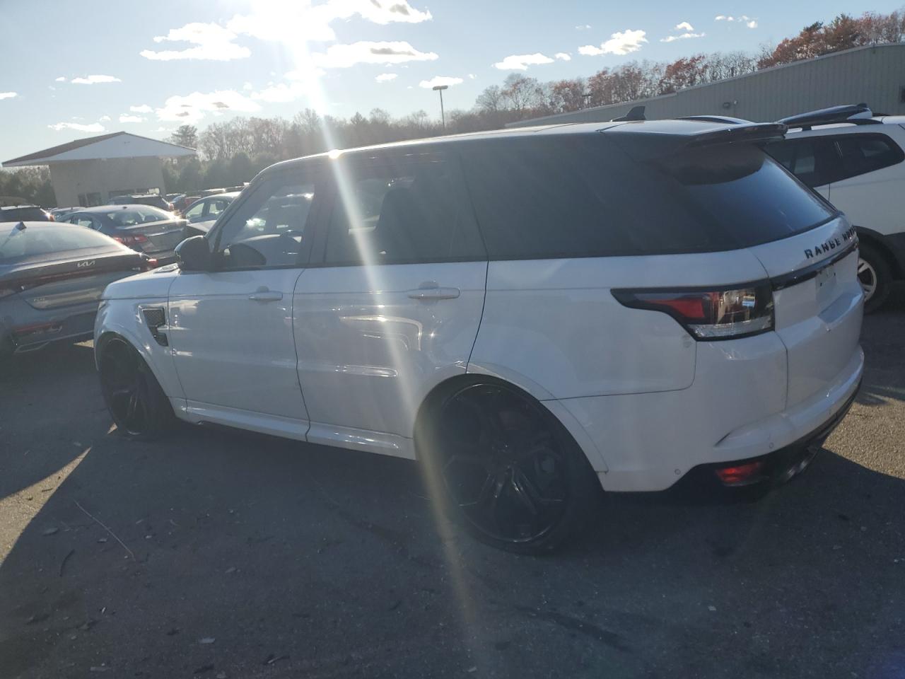 2016 Land Rover Range Rover VIN SALWZ2EF2GA557465 Copart auction photo, water/flood damage thumbnail 2