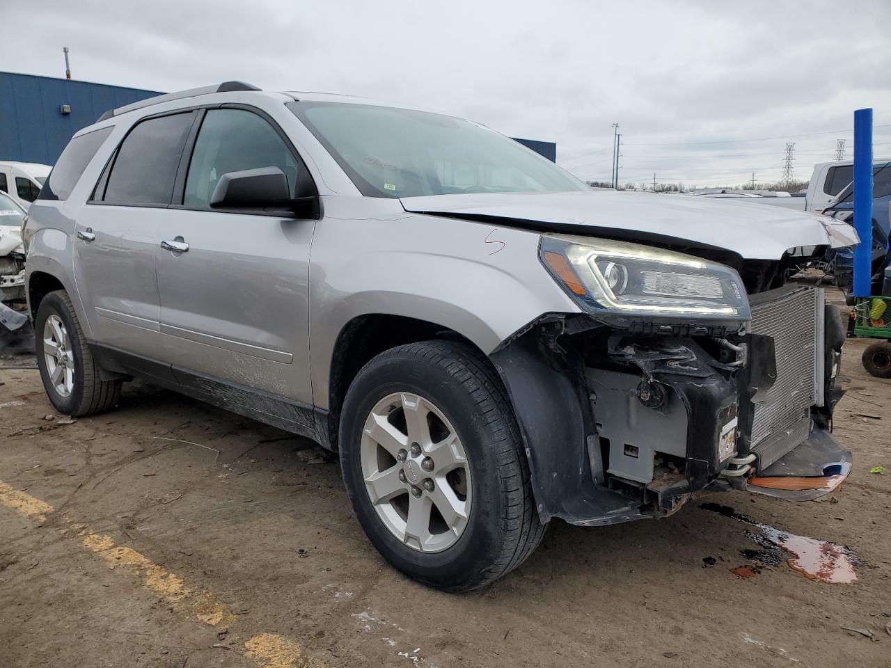 2015 GMC Acadia VIN 1GKKRPKD9FJ271086 Copart auction photo, front end / side damage thumbnail 4