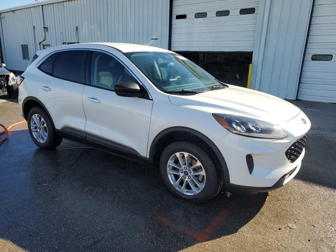 2022 Ford Escape VIN 1FMCU9G67NUA61051 Copart auction photo, mechanical damage thumbnail 4