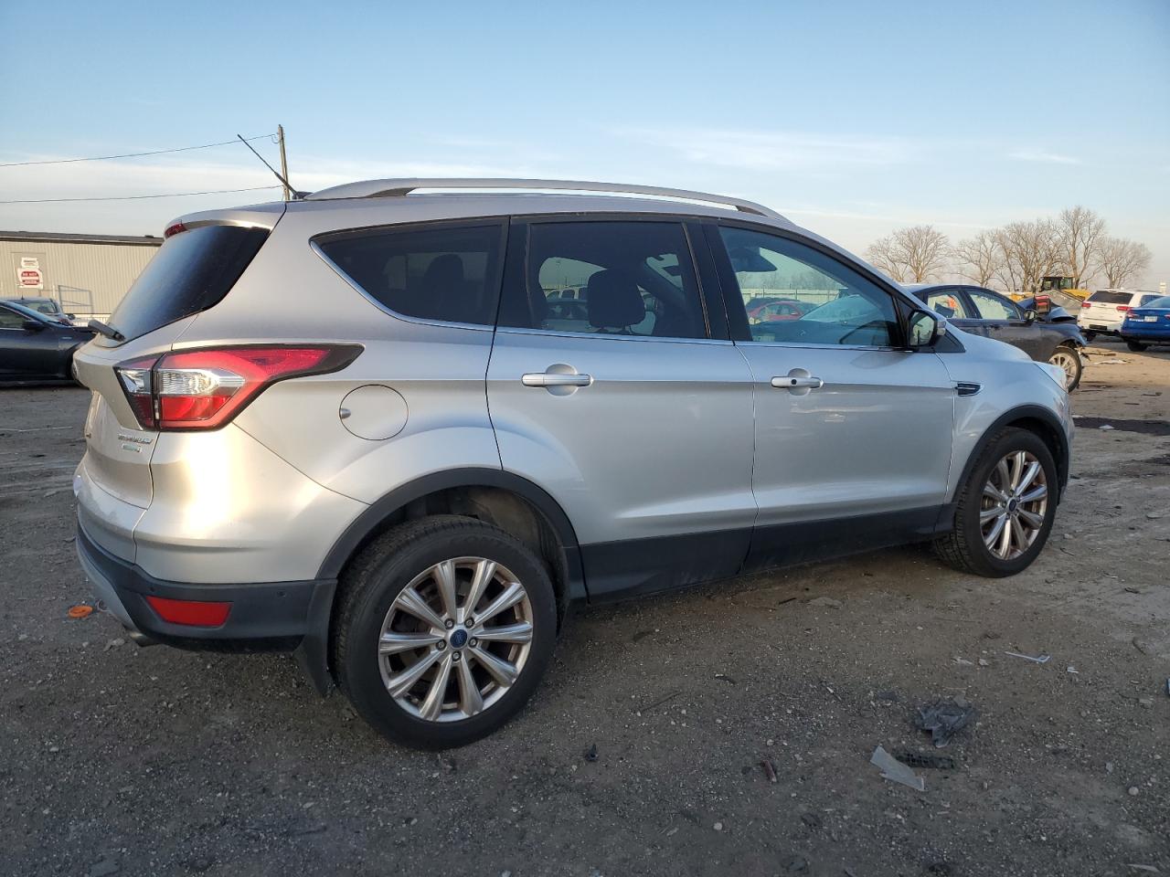 2017 Ford Escape VIN 1FMCU0JDXHUA90082 Copart auction photo, front end / side damage thumbnail 3