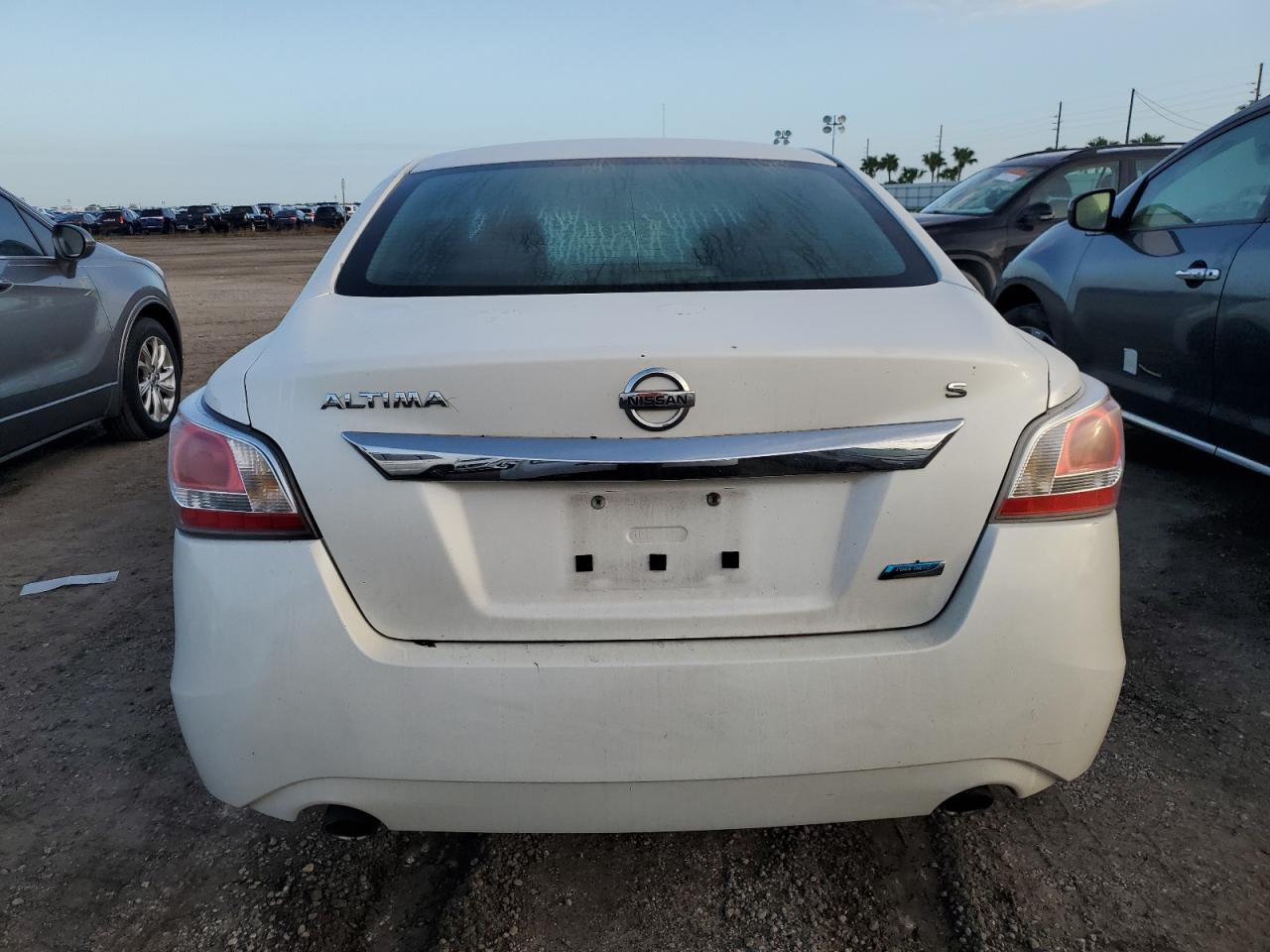 2014 Nissan Altima VIN 1N4AL3AP5EC277683 Copart auction photo, water/flood damage thumbnail 6