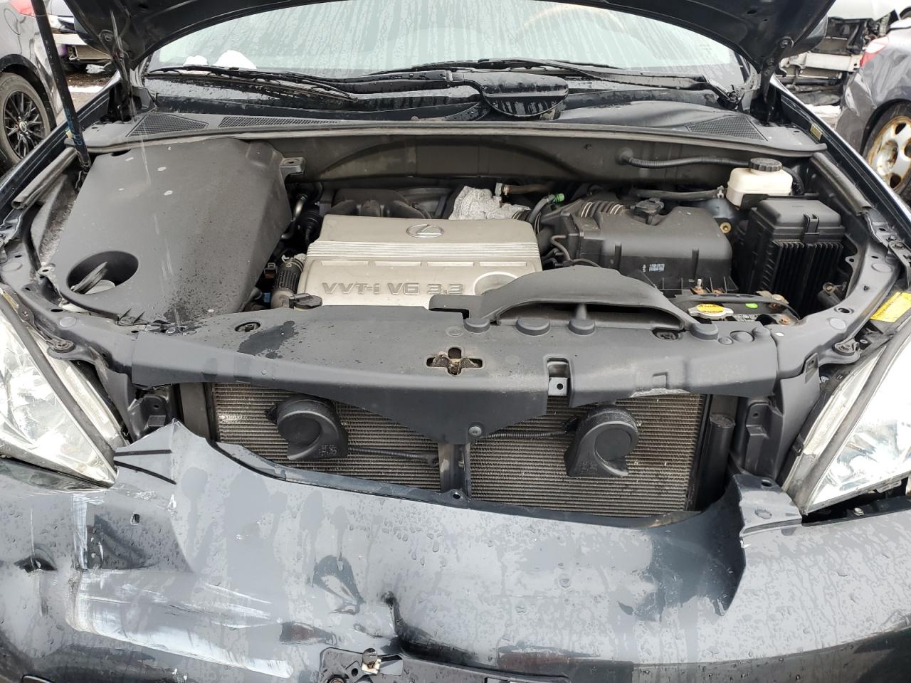 2005 Lexus RX VIN 2T2HA31U45C075926 Copart auction photo, front end damage thumbnail 12