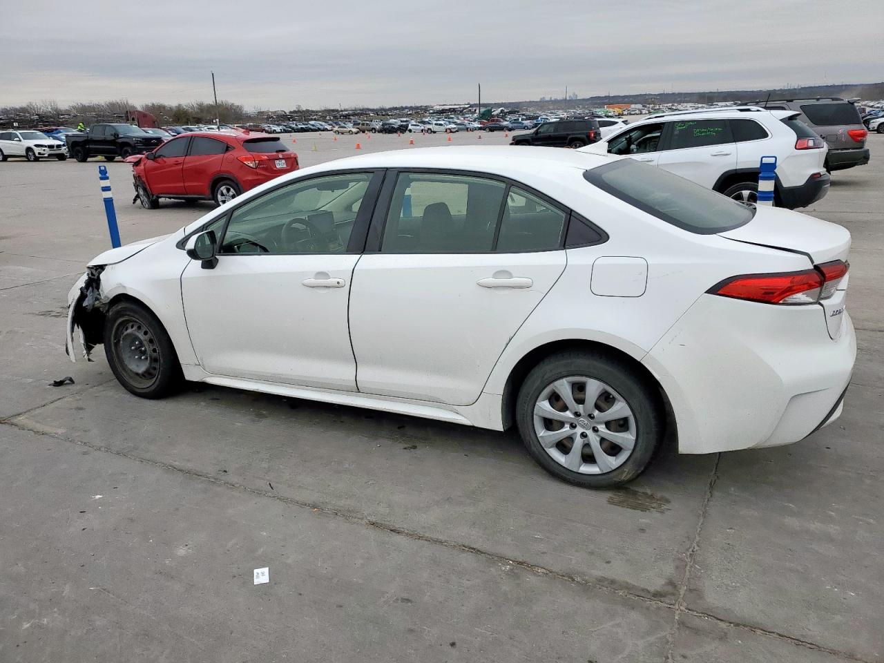 2020 Toyota Corolla VIN JTDEPRAEXLJ034722 Copart auction photo, front end / rear end damage thumbnail 2