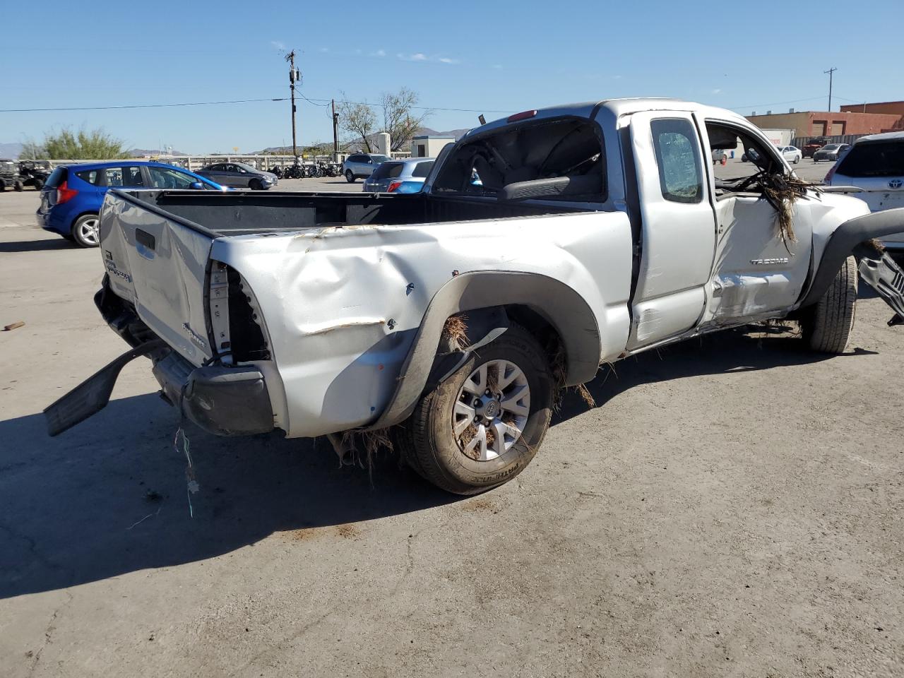 2005 Toyota Tacoma VIN 5TETX62N85Z021366 Copart auction photo, water/flood / all over damage thumbnail 3