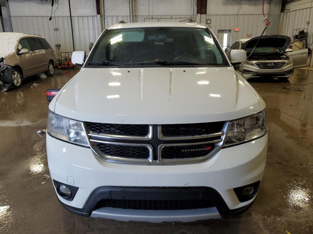 2017 Dodge Journey VIN 3C4PDDBG0HT592017 Copart auction photo, rear end damage thumbnail 5