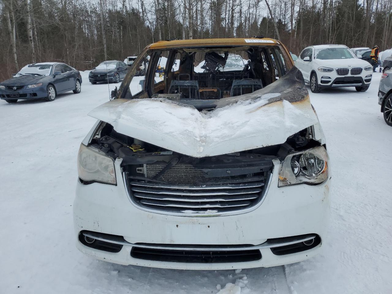 2014 Chrysler Town & Country VIN 2C4RC1CG4ER205170 Copart auction photo, burn / front end damage thumbnail 5