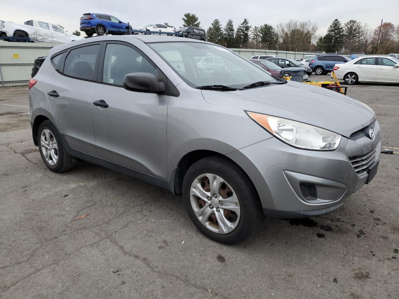 2011 Hyundai Tucson VIN KM8JT3AB4BU229494 Copart auction photo, minor dent/scratches damage thumbnail 4