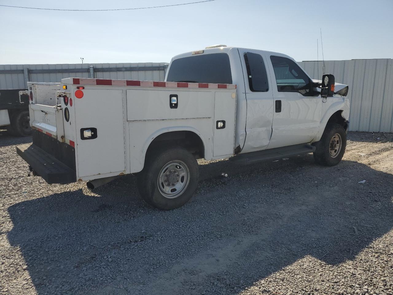 2014 Ford F250 VIN 1FT7X2B68EEB37124 Copart auction photo, front end / side damage thumbnail 3