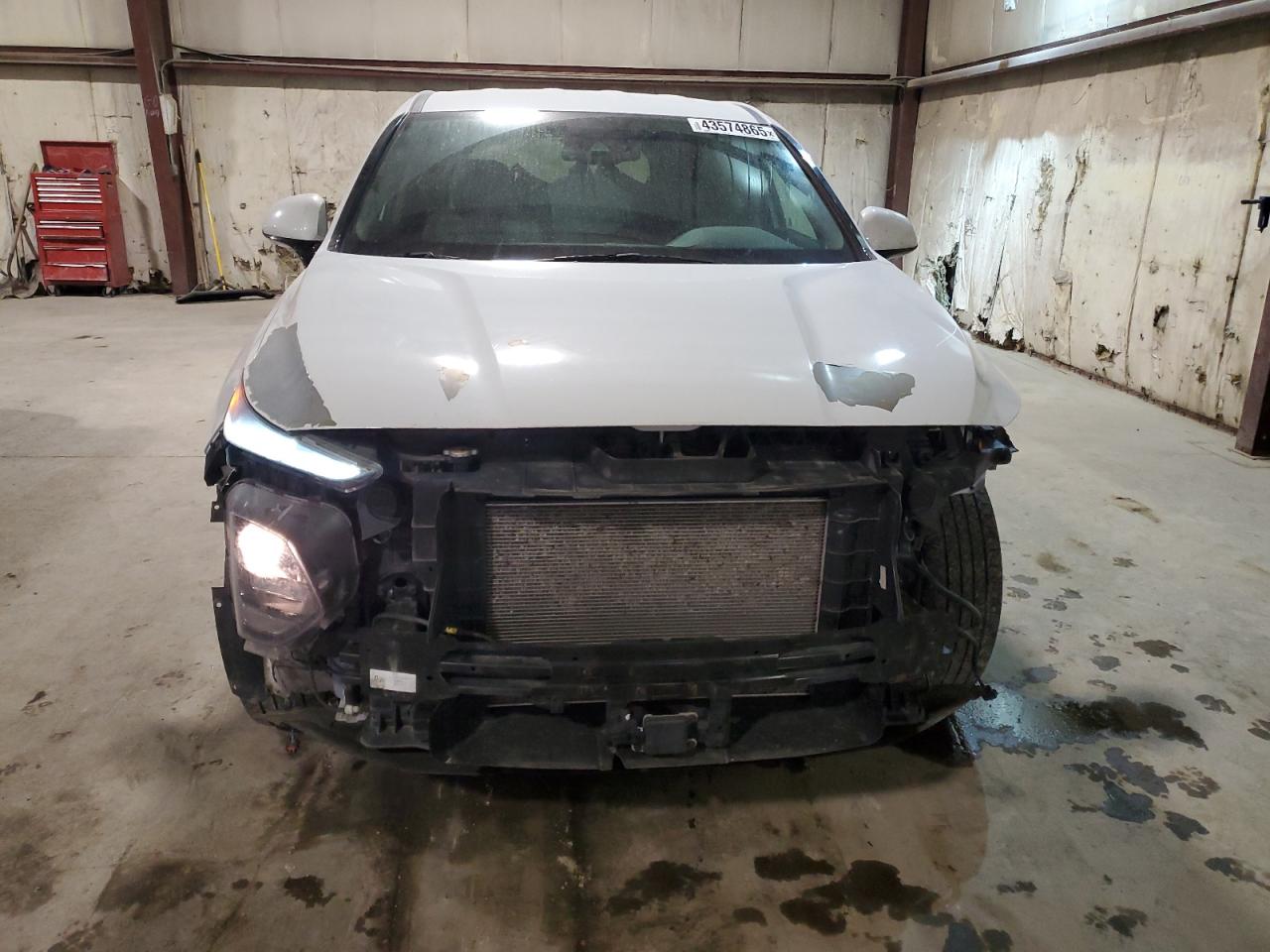 2019 Hyundai Santa Fe VIN 5NMS3CAD9KH017482 Copart auction photo, front end / minor dent/scratches damage thumbnail 5