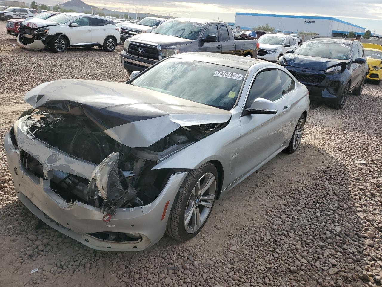 2017 BMW 4er VIN WBA4R7C39HK896107