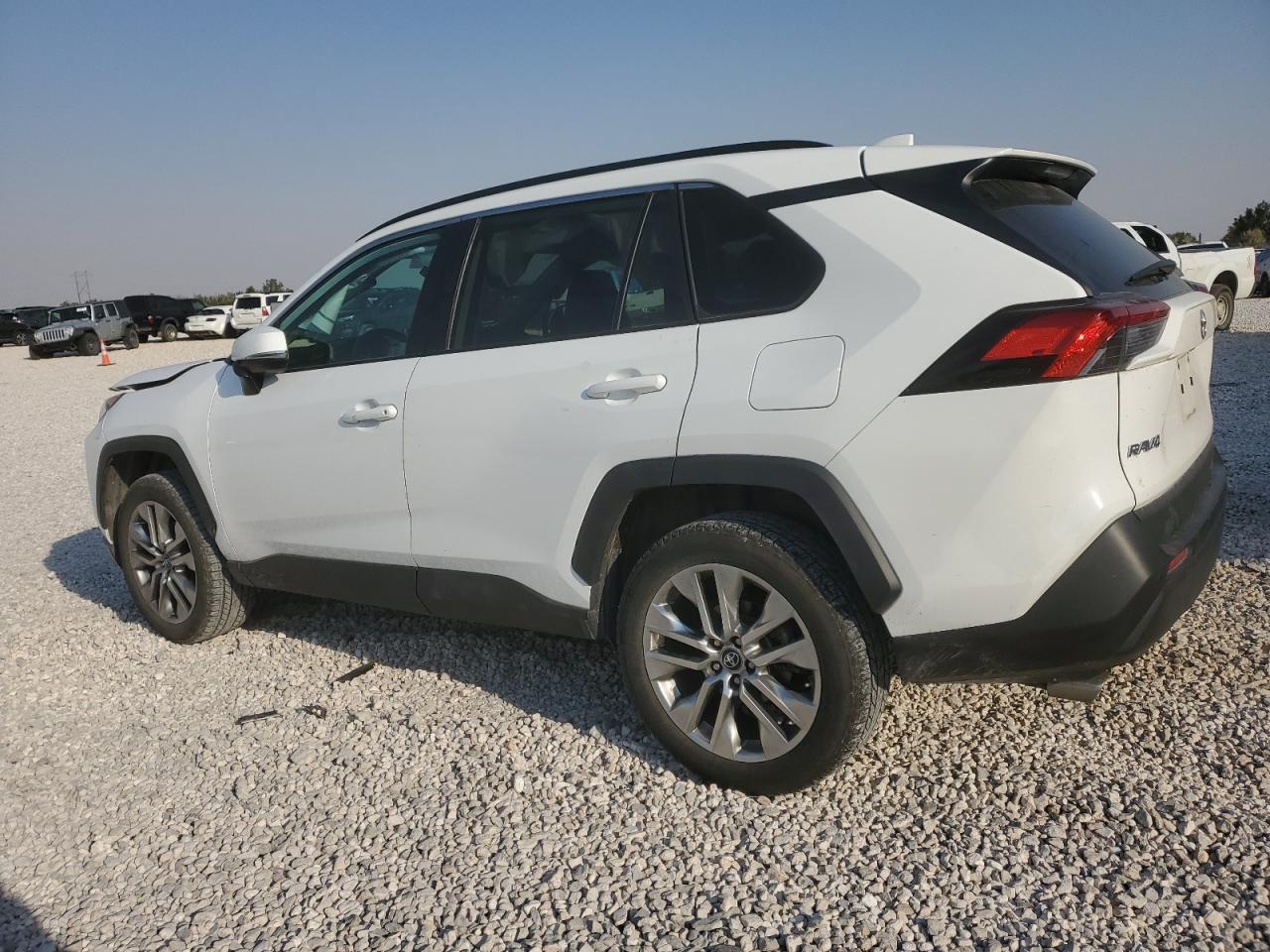 2019 Toyota RAV 4 VIN 2T3A1RFV6KC056937 Copart auction photo, front end / mechanical damage thumbnail 2