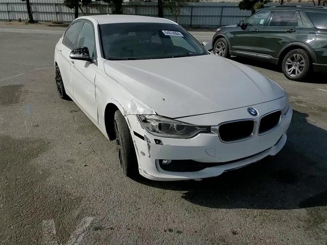 2013 BMW 3er VIN WBA3B3C51DF543759 Copart auction photo, all over damage thumbnail 11