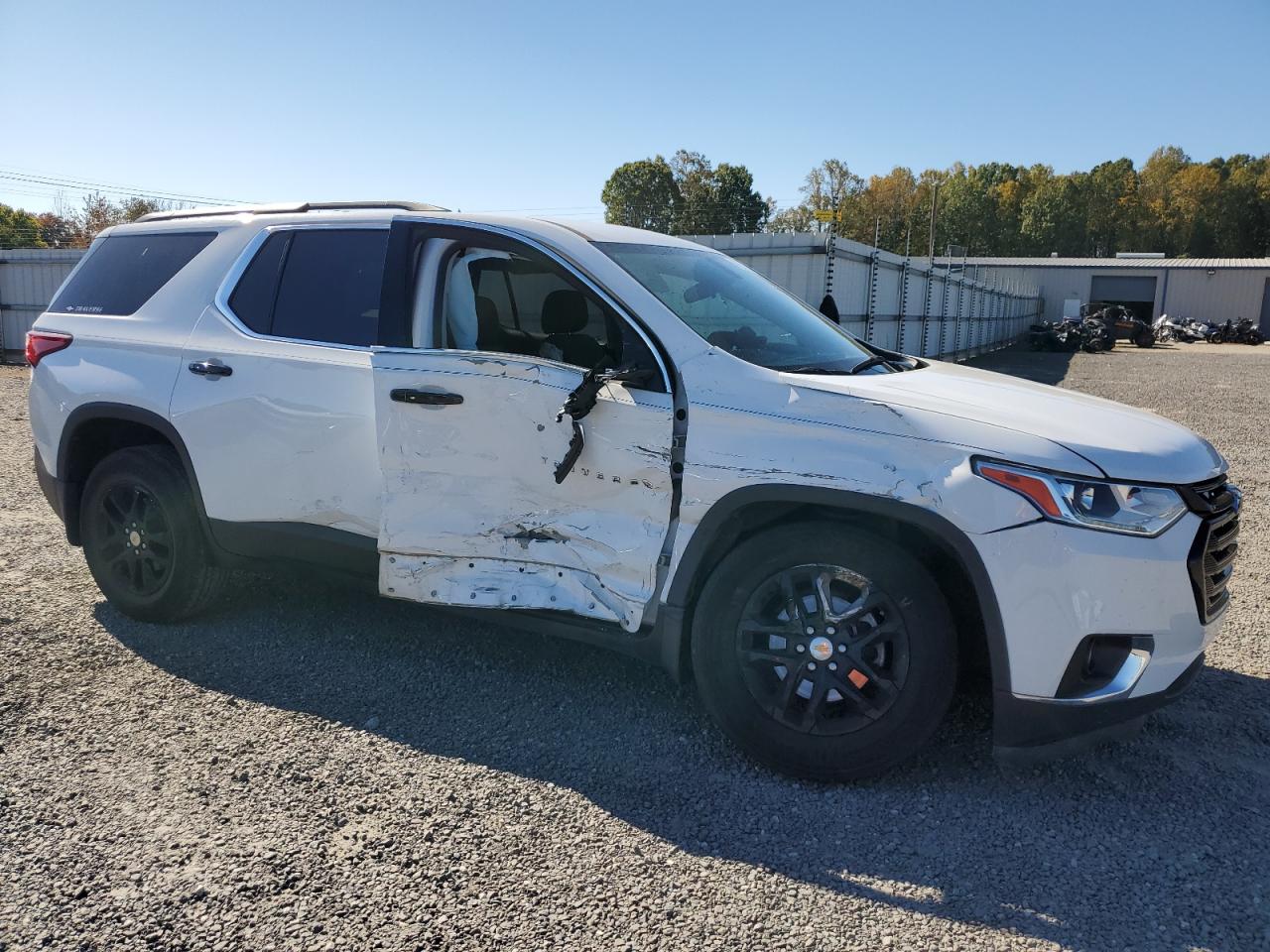 2019 Chevrolet Traverse VIN 1GNERGKW8KJ113835 Copart auction photo, side / undercarriage damage thumbnail 4