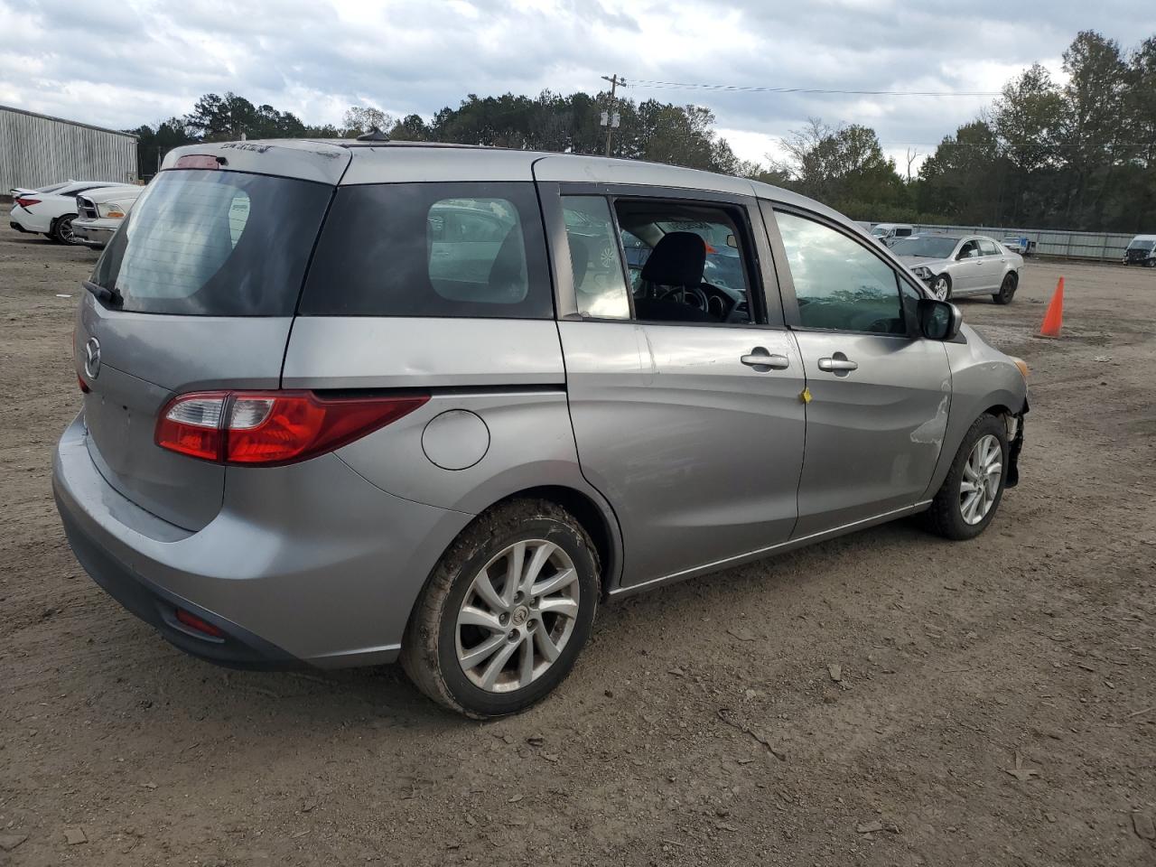 2012 Mazda 5 VIN JM1CW2BLXC0109570 Copart auction photo, mechanical / front end damage thumbnail 3