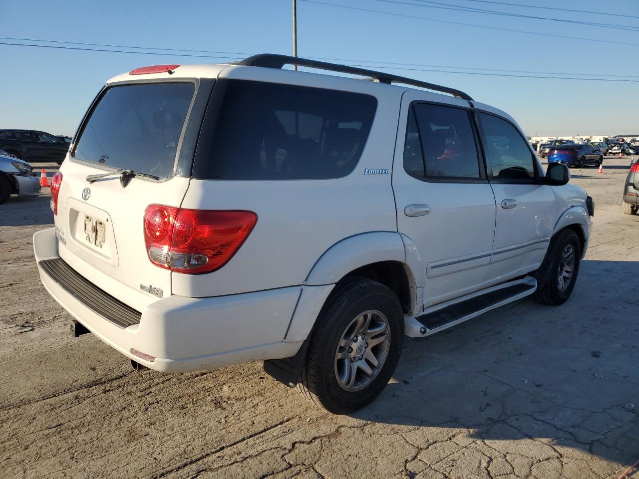 2005 Toyota Sequoia VIN 5TDZT38A85S245131 Copart auction photo, front end / side damage thumbnail 3