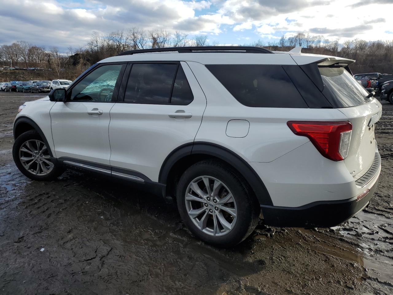 2021 Ford Explorer VIN 1FMSK8DH6MGA10039 Copart auction photo, all over / front end damage thumbnail 2