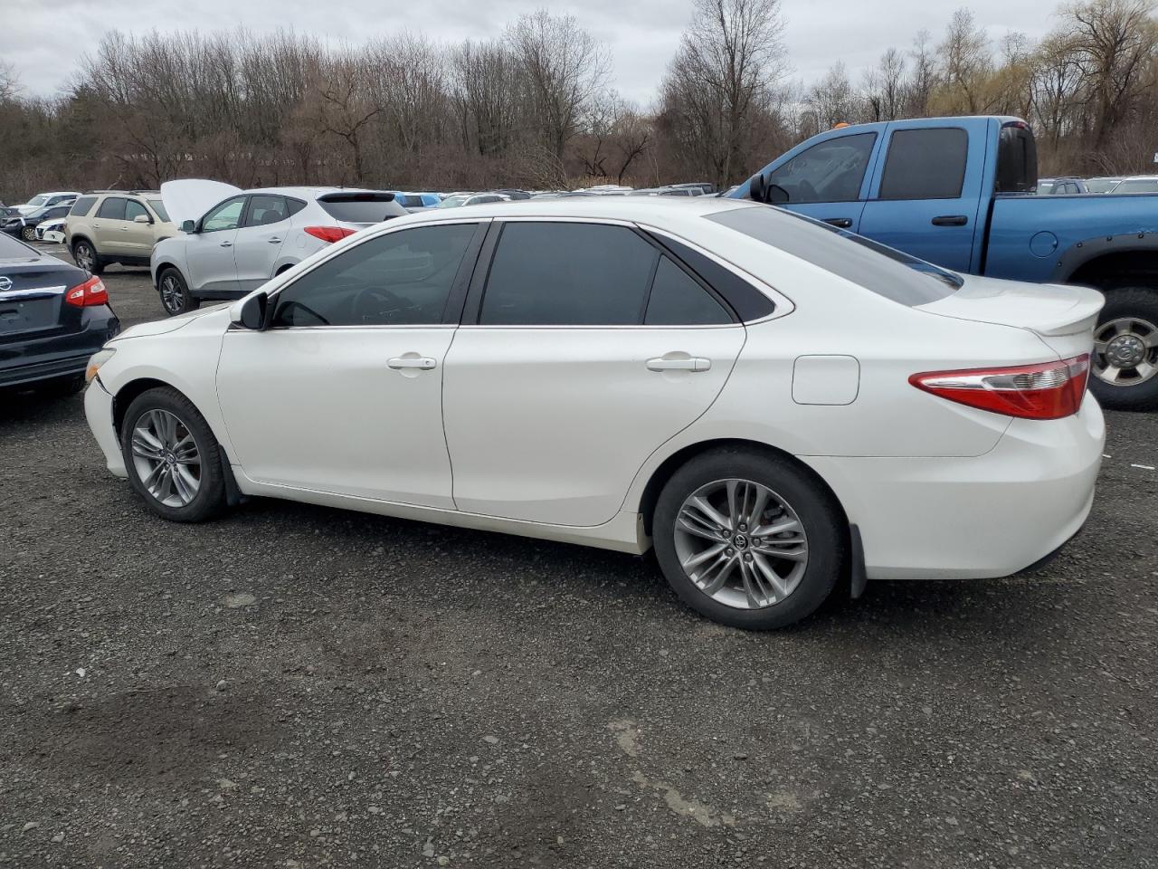 2016 Toyota Camry VIN 4T1BF1FK7GU118518 Copart auction photo, front end / minor dent/scratches damage thumbnail 2