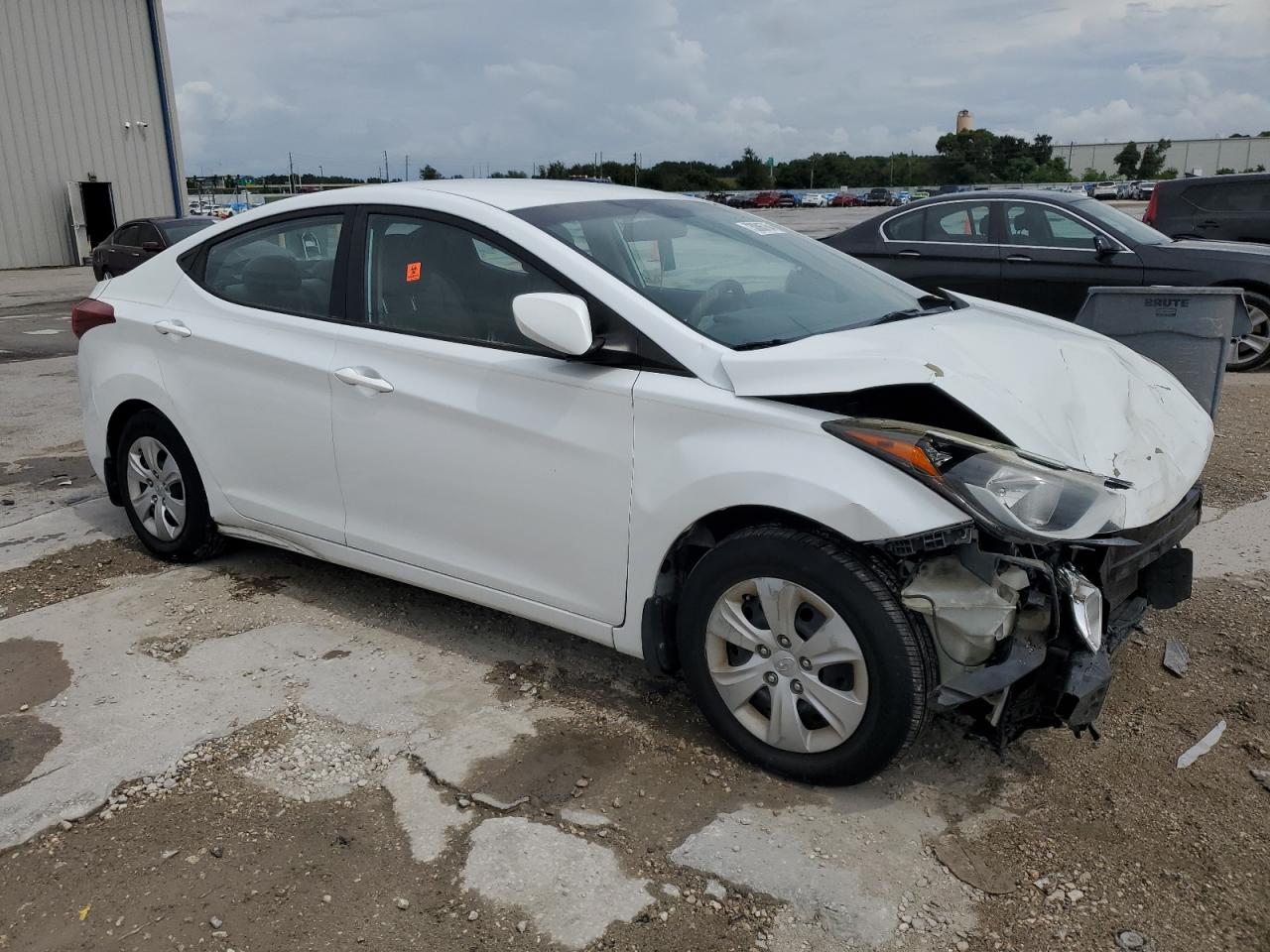 2016 Hyundai Elantra VIN 5NPDH4AE7GH795864 Copart auction photo, front end damage thumbnail 4
