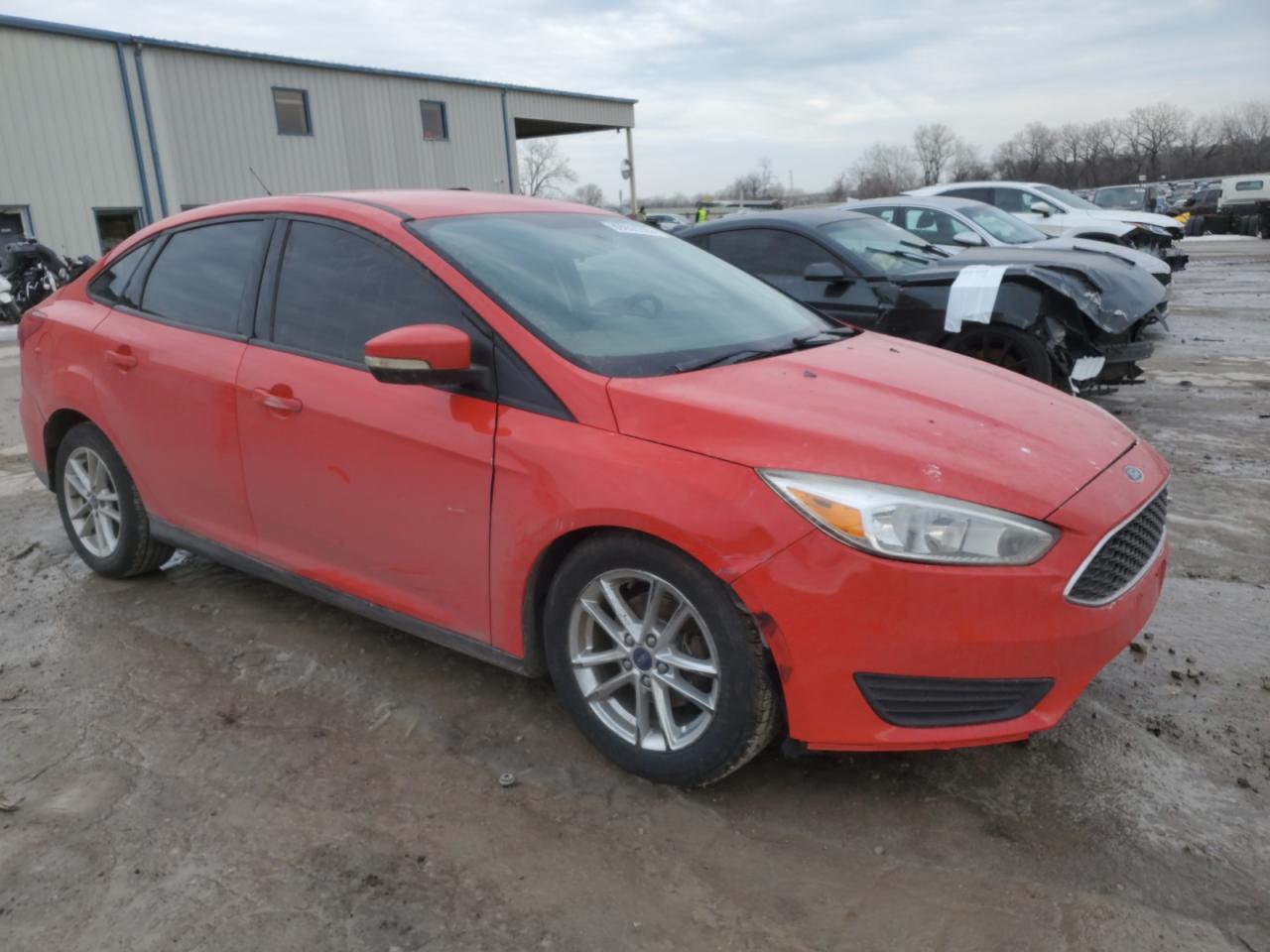 2016 Ford Focus VIN 1FADP3F24GL328818 Copart auction photo, side / front end damage thumbnail 4