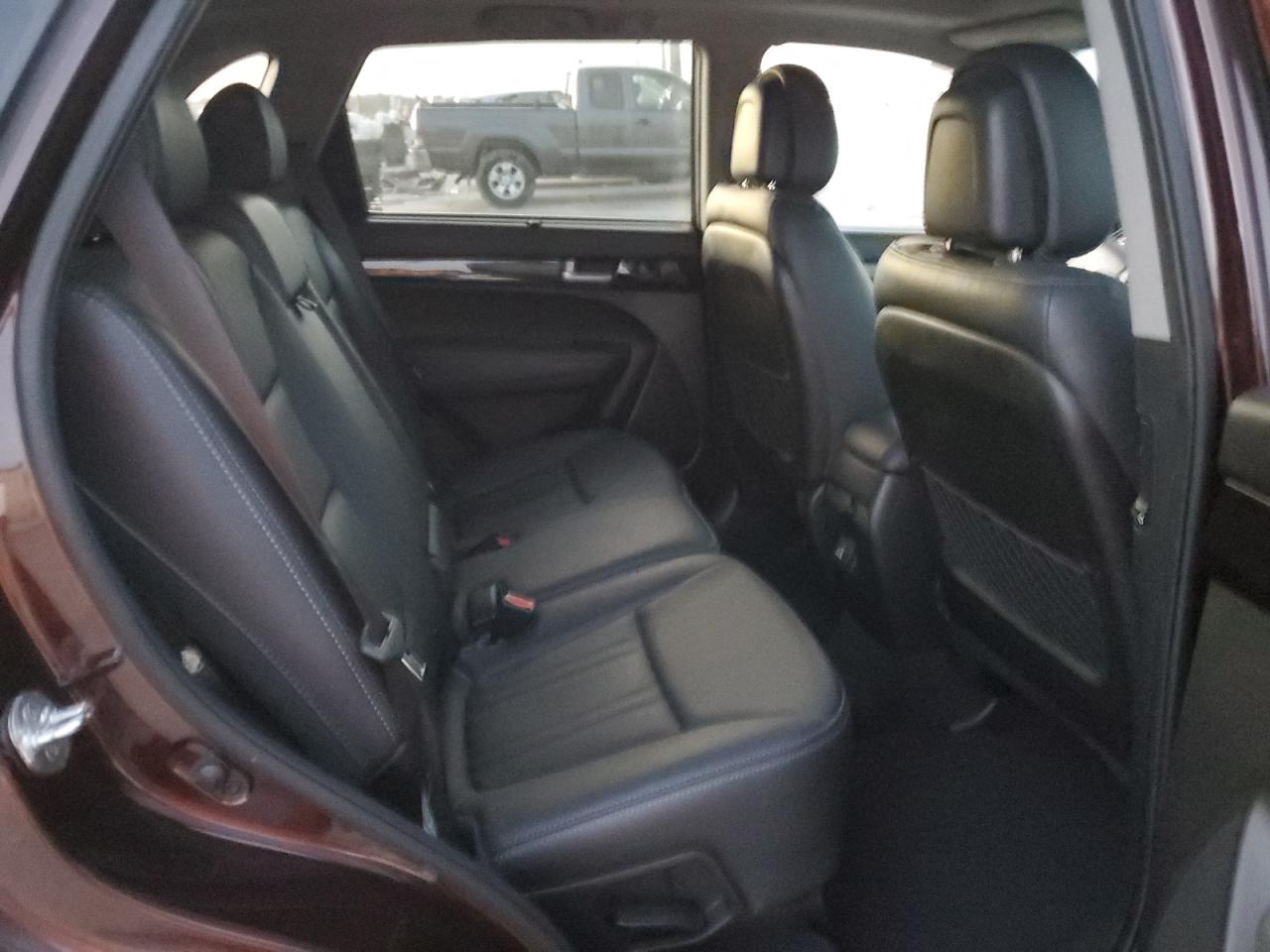 2015 KIA Sorento VIN 5XYKWDA71FG630607 Copart auction photo, side / front end damage thumbnail 10
