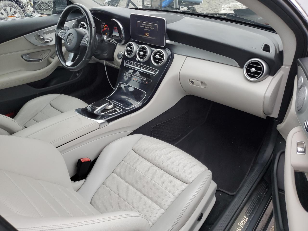 2017 Mercedes-Benz C-klasse VIN WDDWJ4KB2HF385296 Copart auction photo, front end damage thumbnail 8