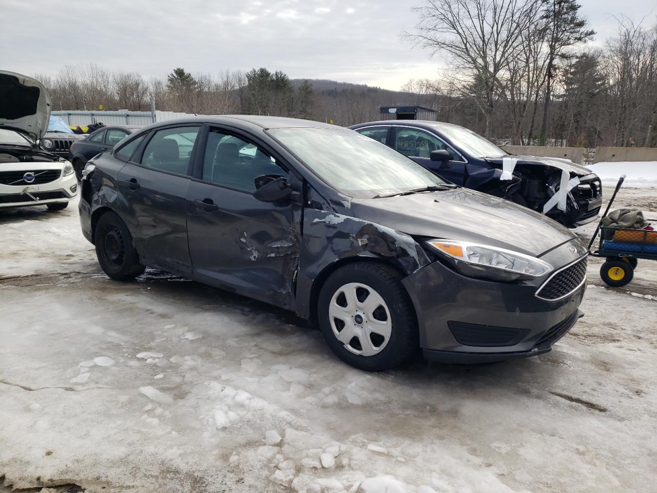 2016 Ford Focus VIN 1FADP3E20GL240012 Copart auction photo, side / front end damage thumbnail 4