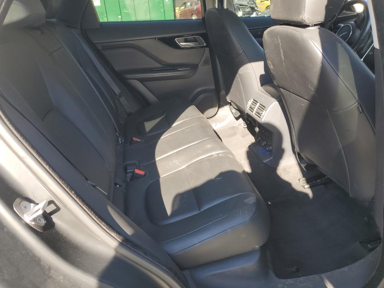 2017 Jaguar F-Pace VIN SADCJ2BV8HA064067 Copart auction photo, front end damage thumbnail 12
