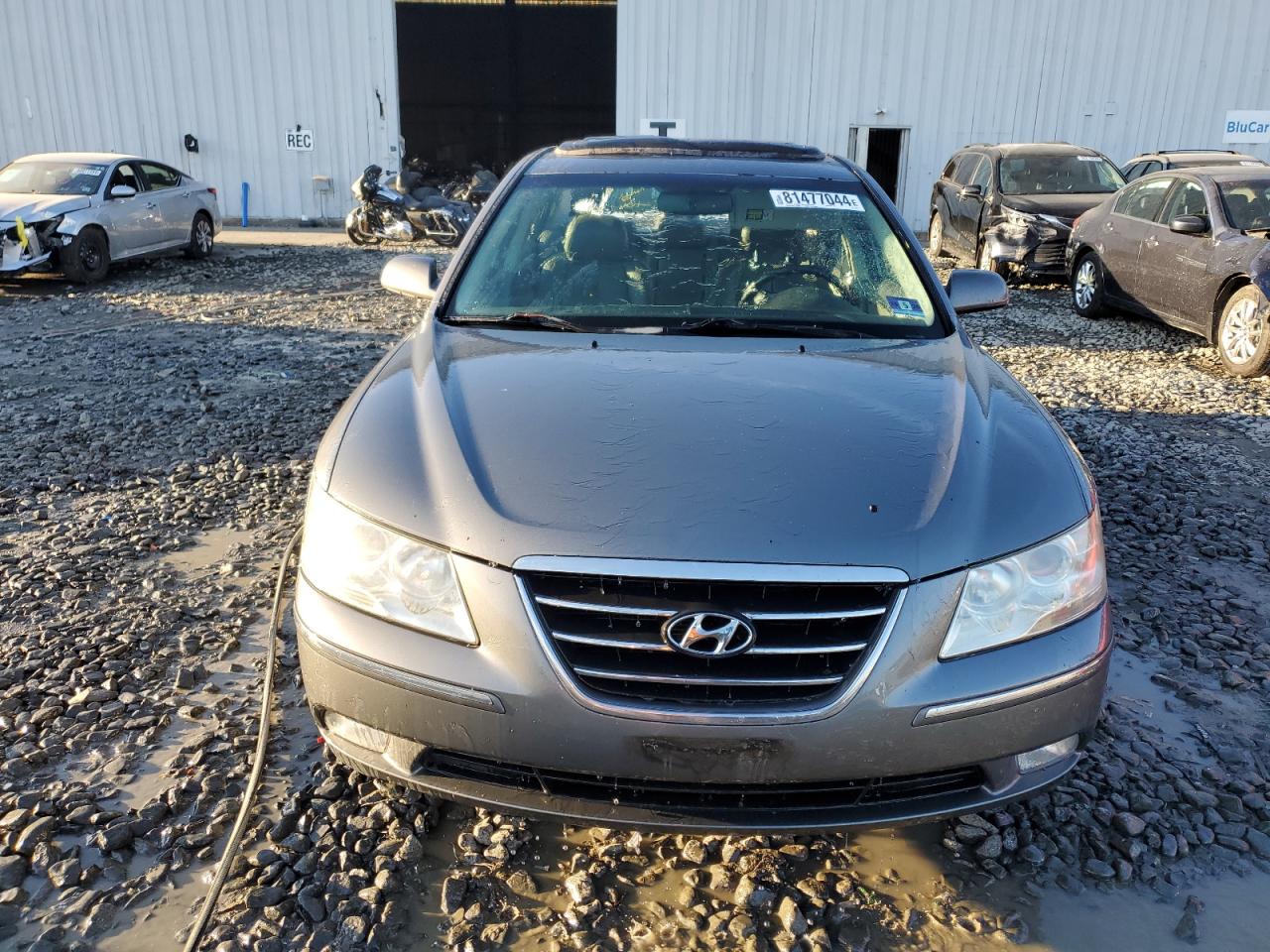 2009 Hyundai Sonata VIN 5NPEU46C09H516331 Copart auction photo, top/roof damage thumbnail 5