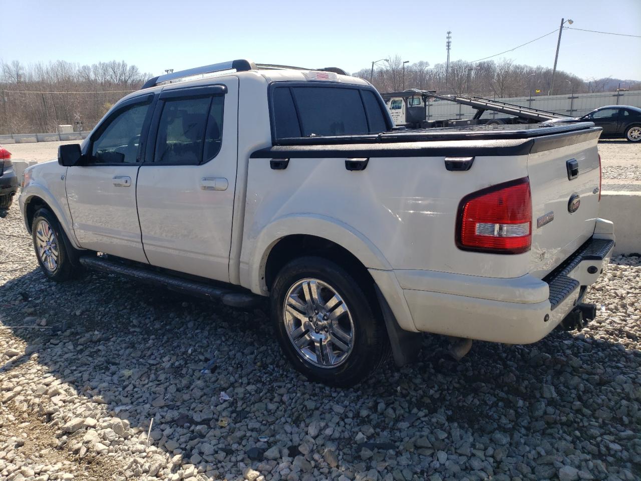 2008 Ford Explorer VIN 1FMEU53828UA02521 Copart auction photo, side damage thumbnail 2