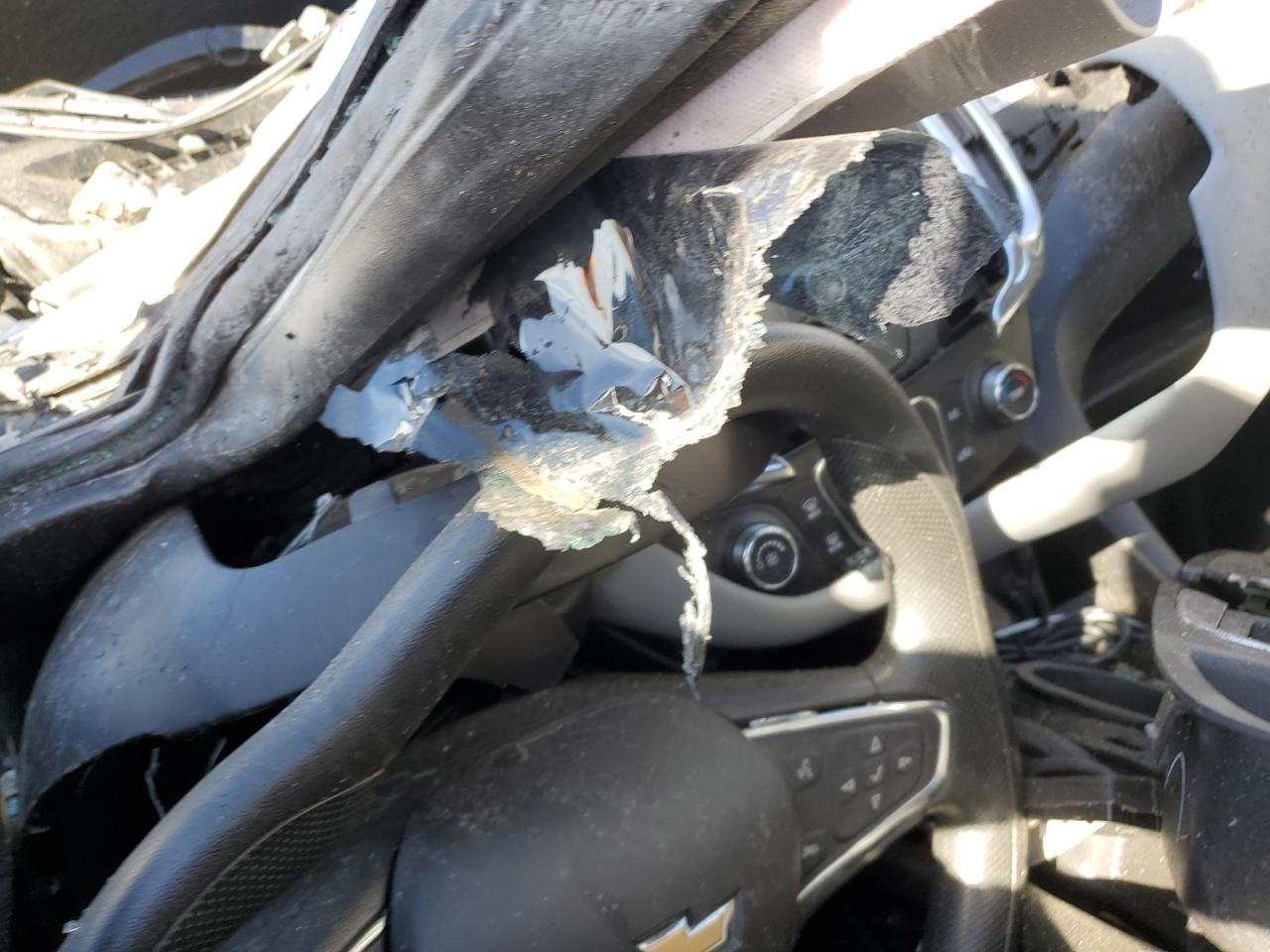 2020 Chevrolet Equinox VIN 2GNAXUEV0L6160961 Copart auction photo, rollover damage thumbnail 9