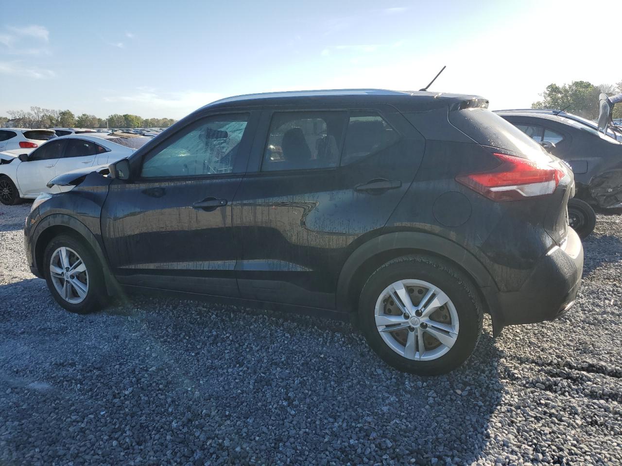 2019 Nissan Kicks VIN 3N1CP5CU1KL504442 Copart auction photo, front end / side damage thumbnail 2