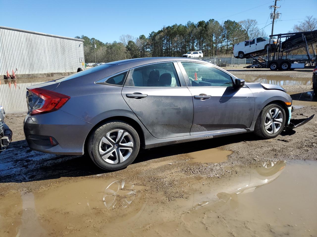 2018 Honda Civic VIN 19XFC2F59JE008607 Copart auction photo, front end damage thumbnail 3