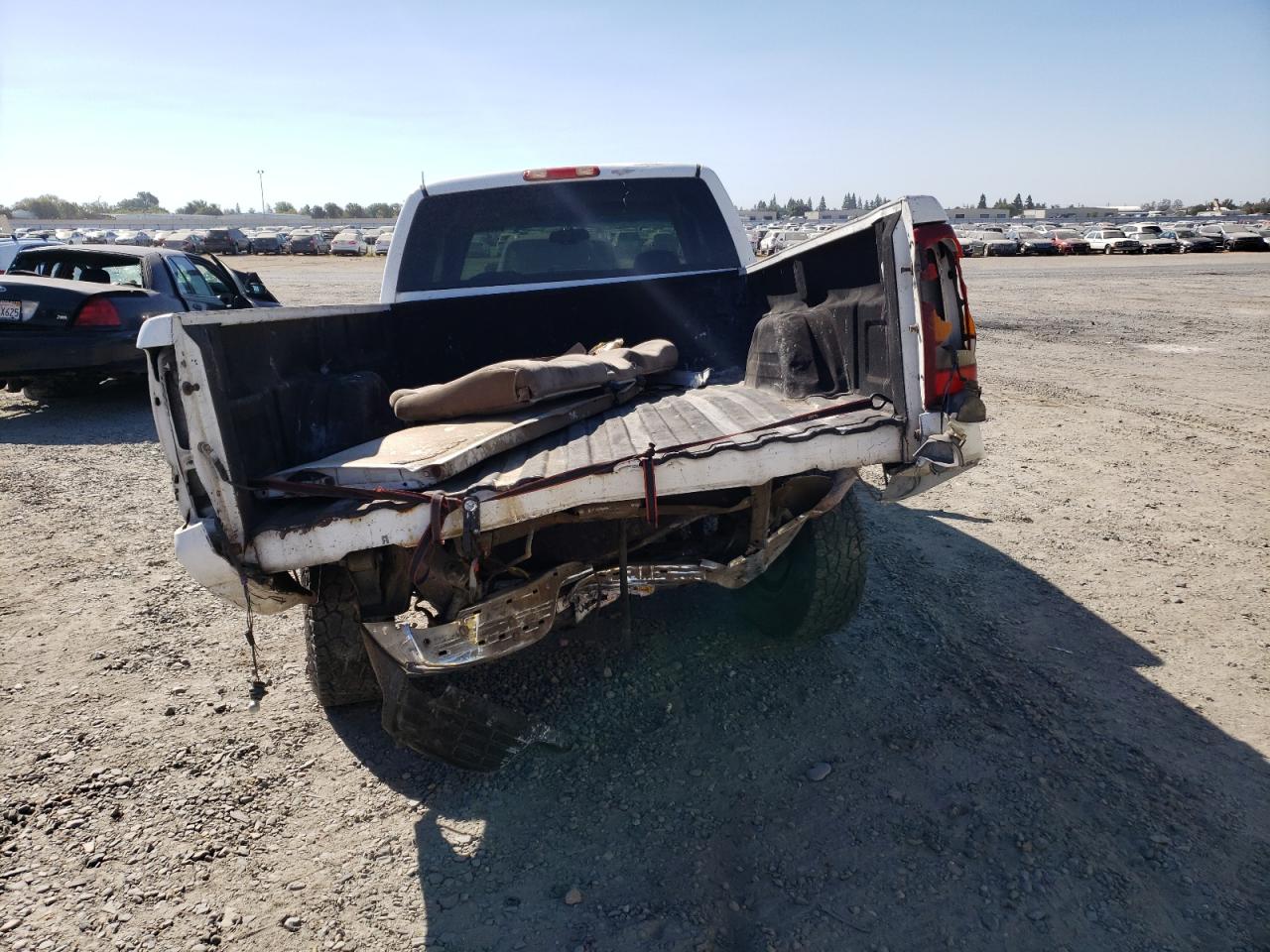 2003 GMC Sierra VIN 1GTEC19T83E282430 Copart auction photo, all over damage thumbnail 6