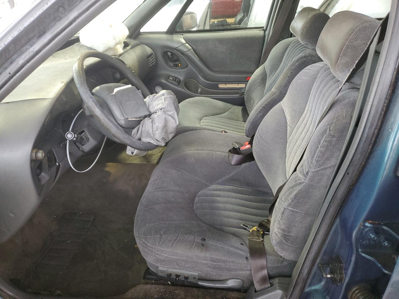 1997 Pontiac Bonneville VIN 1G2HX52K4VH250252 Copart auction photo, front end damage thumbnail 7