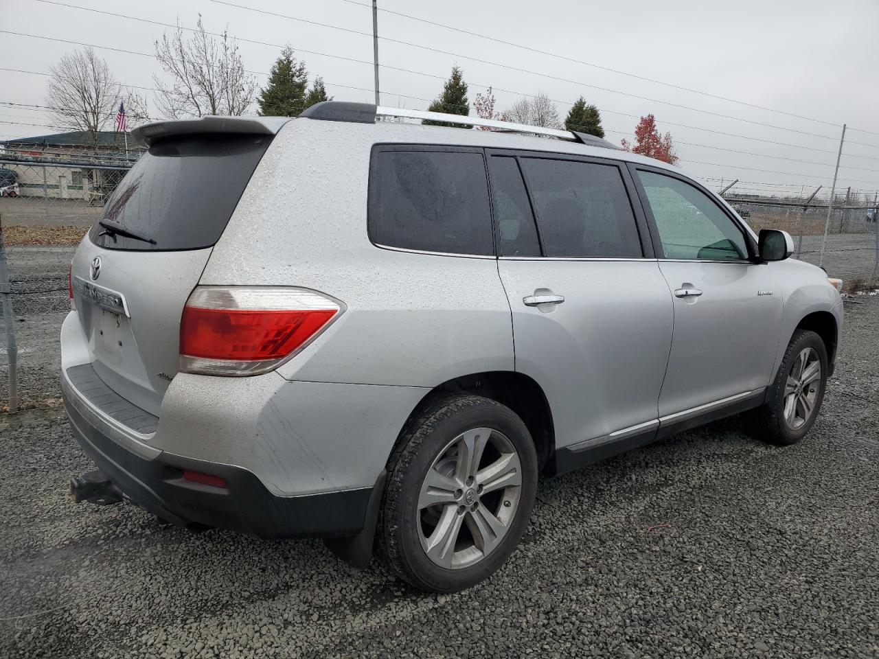 2012 Toyota Highlander VIN 5TDDK3EHXCS154275 Copart auction photo, unknown damage thumbnail 3