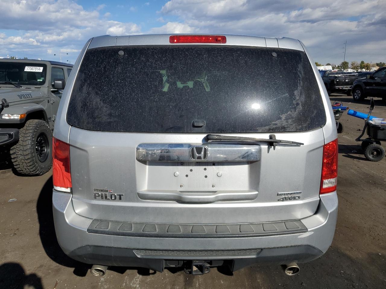 2015 Honda Pilot VIN 5FNYF4H36FB015068 Copart auction photo, all over damage thumbnail 6
