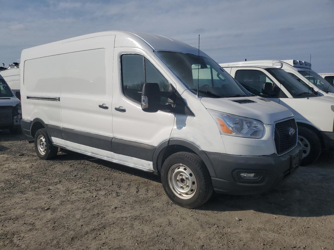 2022 Ford Transit VIN 1FTBR1C82NKA17027 Copart auction photo, side damage thumbnail 4