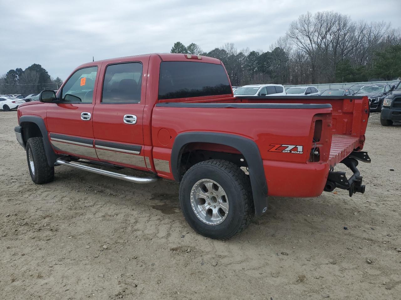 2005 Chevrolet Silverado VIN 2GCEK13T251223583 Copart auction photo, rear end / side damage thumbnail 2