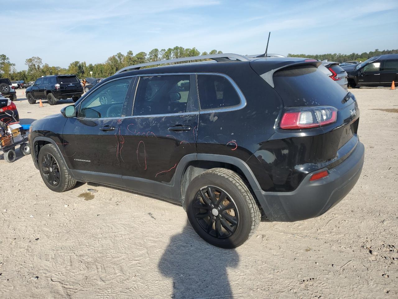 2019 Jeep Grand Cherokee VIN 1C4PJLCB6KD263566 Copart auction photo, front end / minor dent/scratches damage thumbnail 2