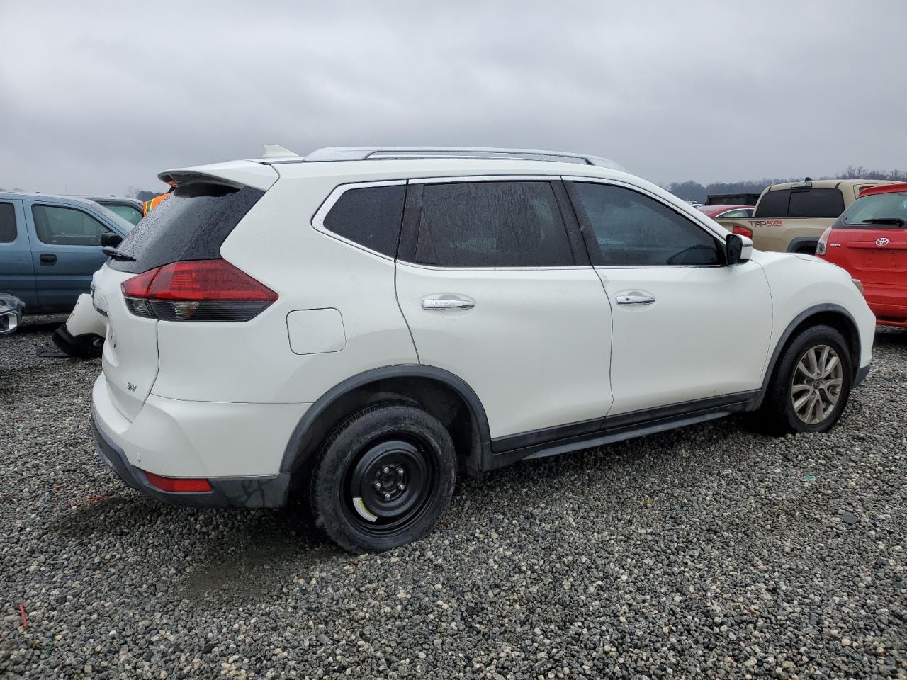 2019 Nissan Rogue VIN KNMAT2MT4KP553806 Copart auction photo, side damage thumbnail 3